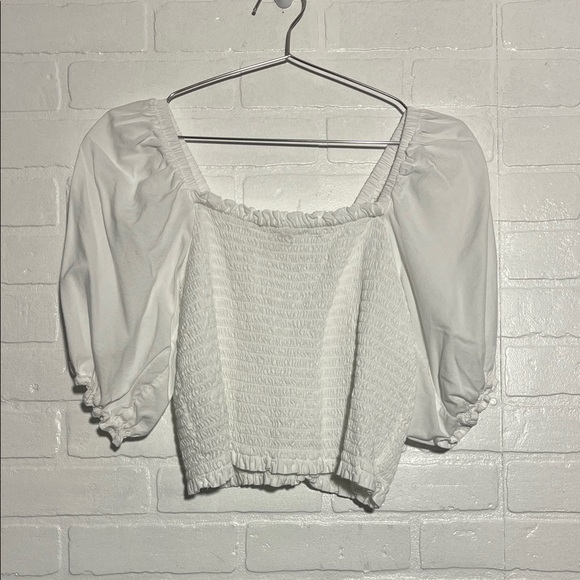 LOFT Tops - LOFT Womens White Smocked Puff Sleeve Crop Top Large